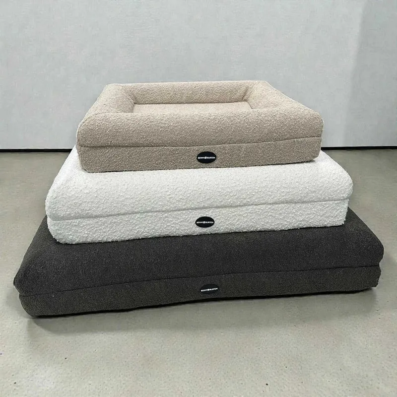 Hundebett Barklay Größe M mit Bouclébezug