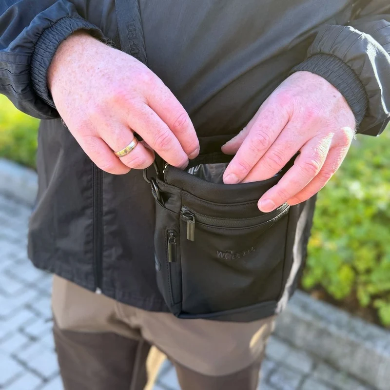 Umhängetasche für Hundehalter Deep Black
