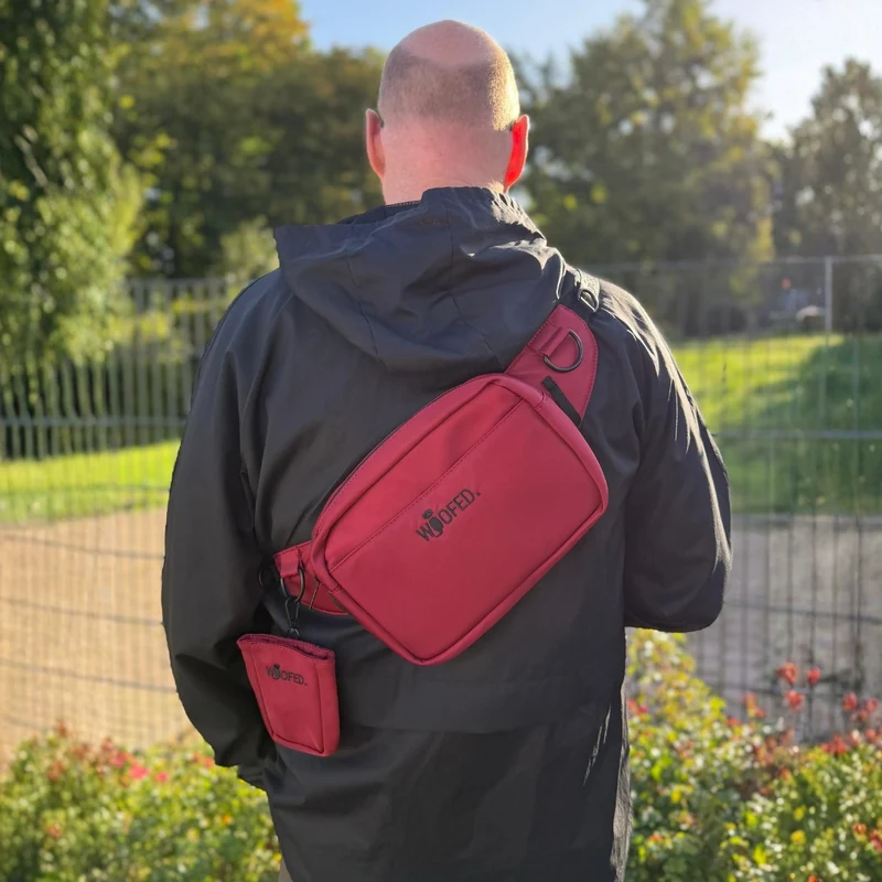 Multifunktionale Gassitasche - 2 in 1 Bauchtasche & Schultertasche Wine Red