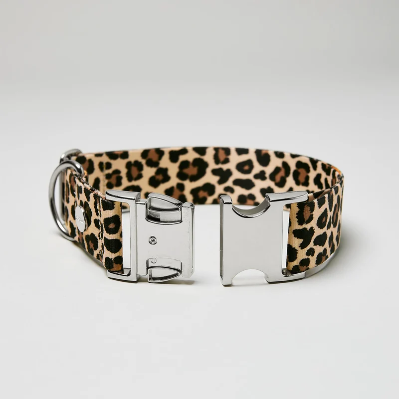 Designerhalsband LEO