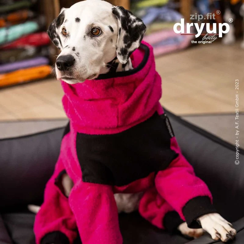 DRYUP BODY® Hundebademantel mit Beinen Pink