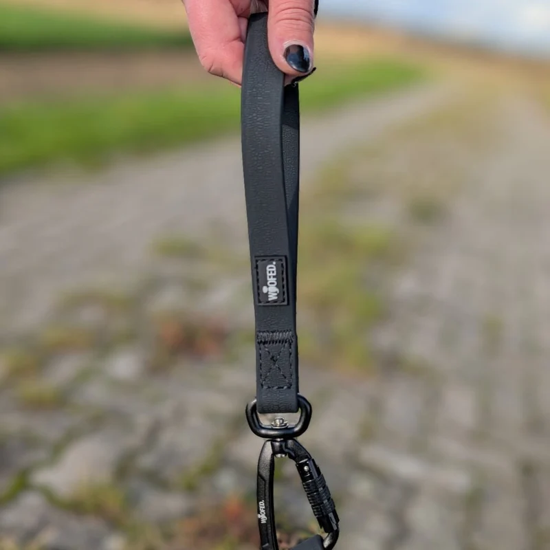 Kurzführer WOOFLEX® Phantom Black