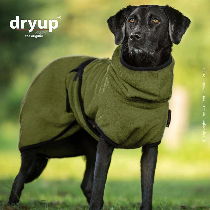 DRYUP CAPE® Hundebademantel Moos-Grün