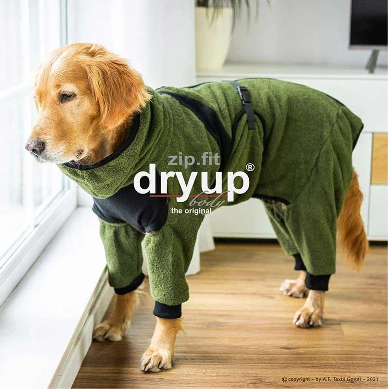DRYUP BODY® Hundebademantel mit Beinen Grün