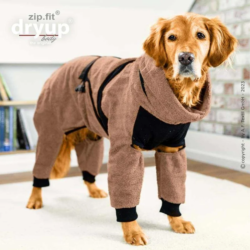 DRYUP BODY® Hundebademantel mit Beinen Coffee