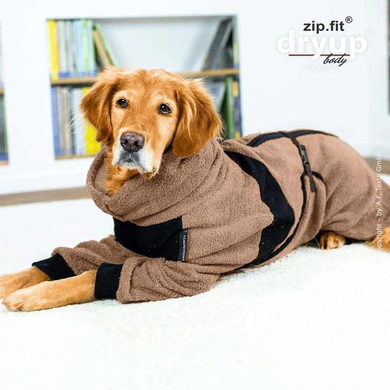 DRYUP BODY® Hundebademantel mit Beinen Coffee