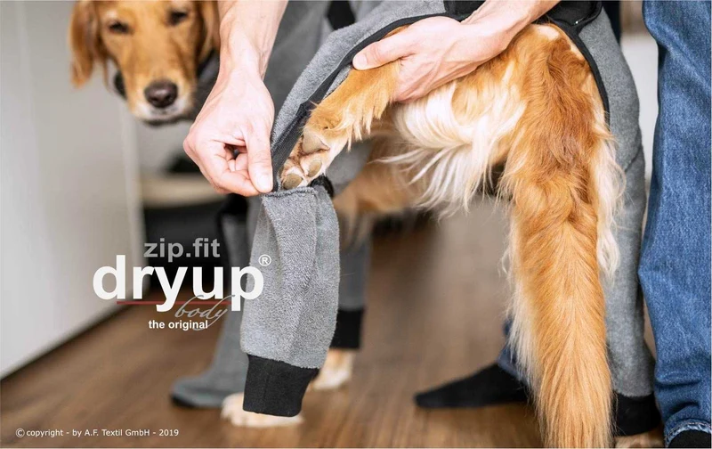 DRYUP BODY® Hundebademantel mit Beinen Grau