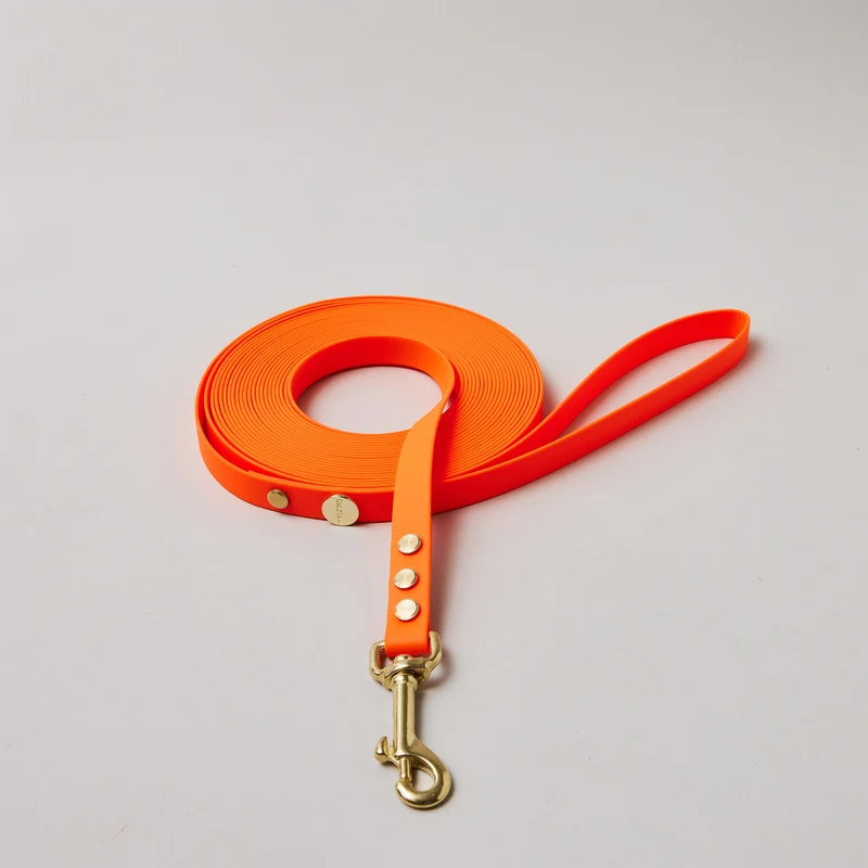 Schleppleine Biothane Neonorange, mit Handschlaufe