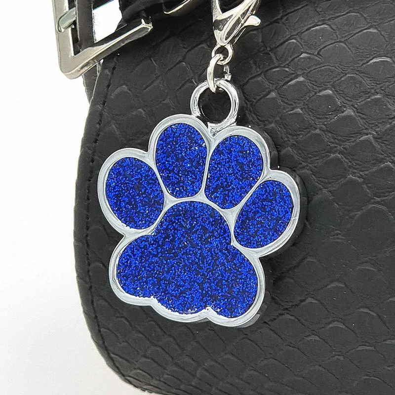 Personalisierte Hundemarke in Pfötchenform – Metallmarke mit kostenloser Gravur für Hunde & Katzen – Glitzernde Farben, verschiedene Größen und Designs