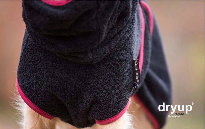 DRYUP CAPE® Hundebademantel Schwarz