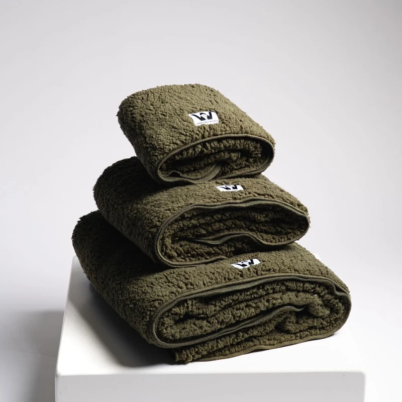 Hundedecke Double Olive Karma Hund x Woofstuff