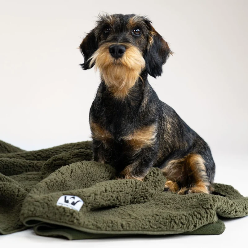 Hundedecke Double Olive Karma Hund x Woofstuff