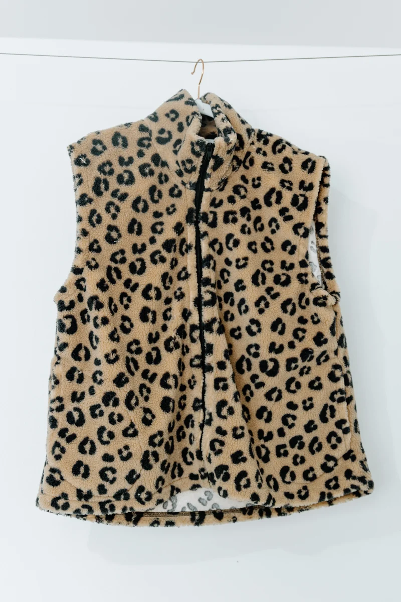 Weste aus Sherpa-Fleece // gestepptem Musselin - Milli Wonka