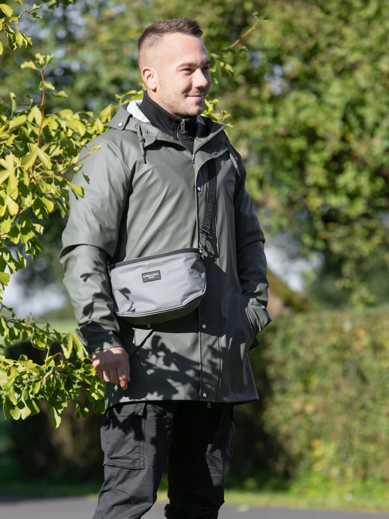 Regenjacke Mann Olive