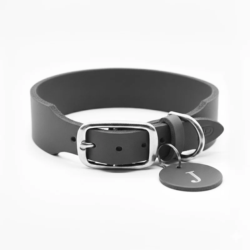 Personalisierbares Lederhalsband mit Name | Steingrau