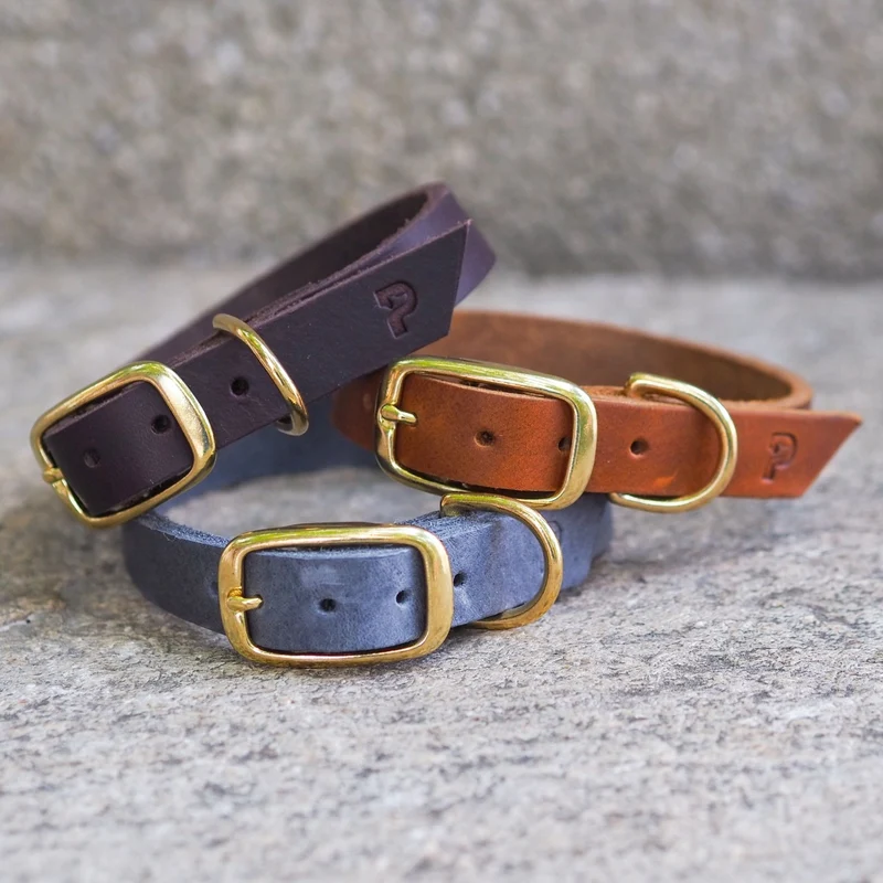 Schmales Lederhalsband in Kastanie