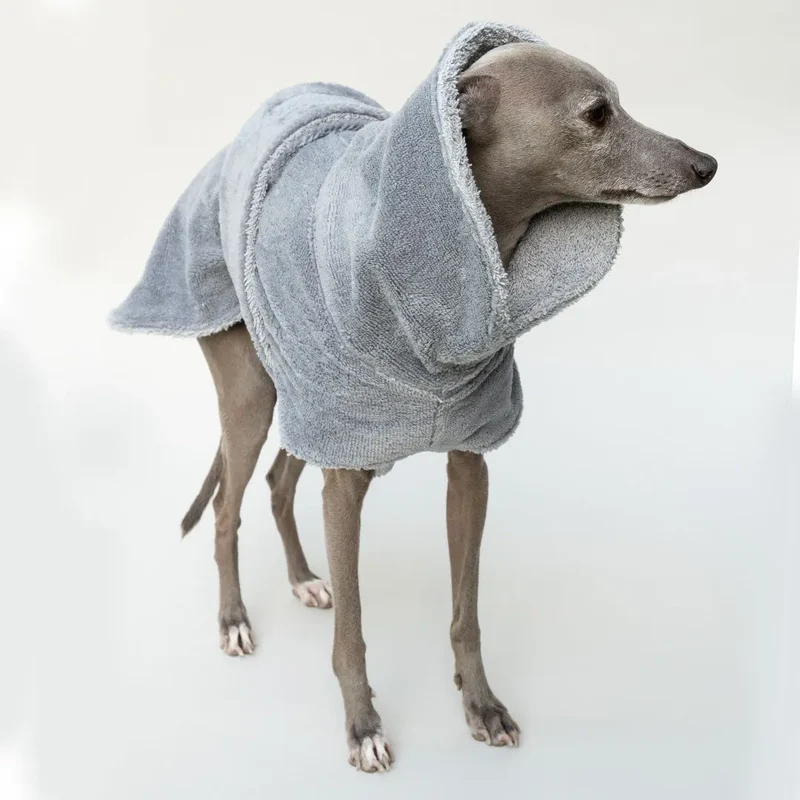 "Nikki" - der Bademantel für Hunde