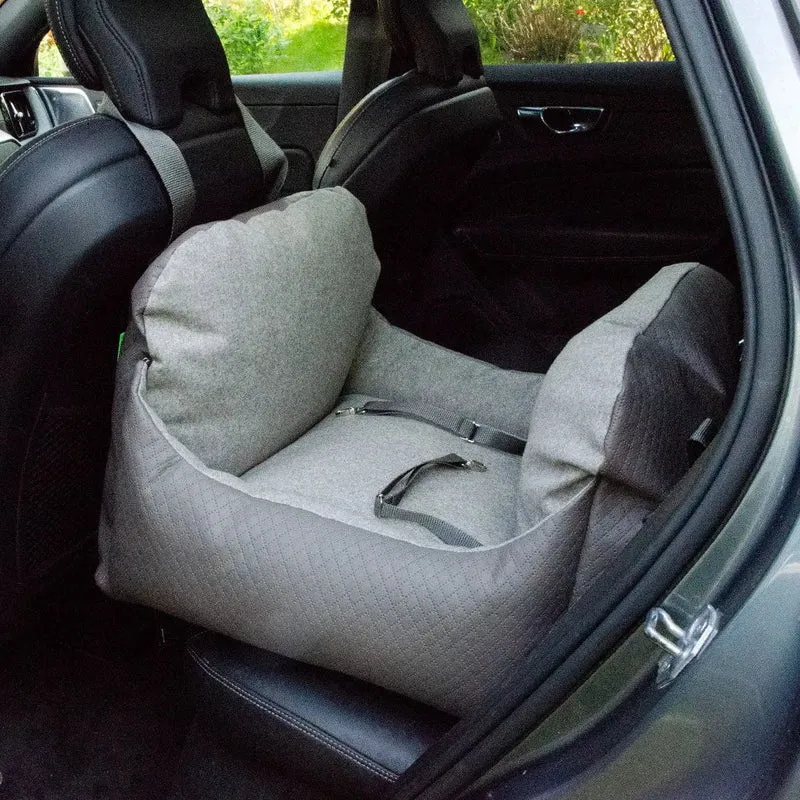ISOFIX-Hundeautositz „Travel Deluxe" – Flanell Exclusive