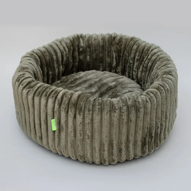 Das kuschelige Hundebett „Biscuit“ - oliv