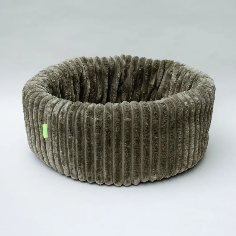 Das kuschelige Hundebett „Biscuit“ - oliv