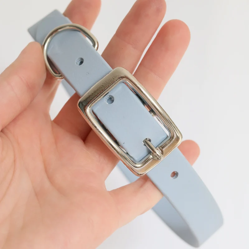 Biothane Halsband 'Pastell blau' - Gr. M | Silber