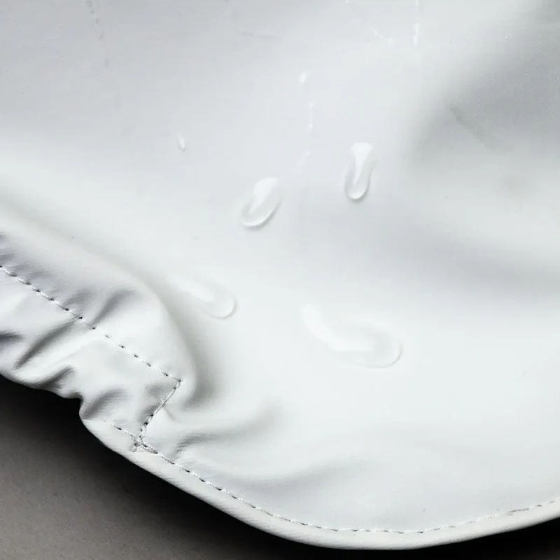 Gefütterter Hunde-Regenmantel "Safe From Rain" white