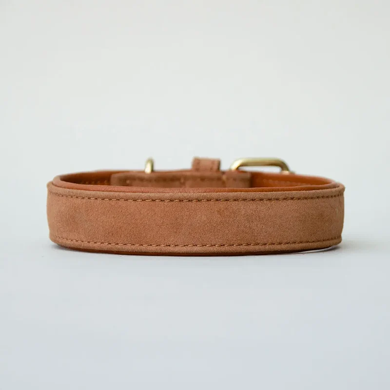 Gepolstertes Lederhalsband "Nubuk"