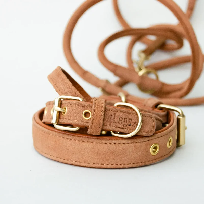 Gepolstertes Lederhalsband "Nubuk"