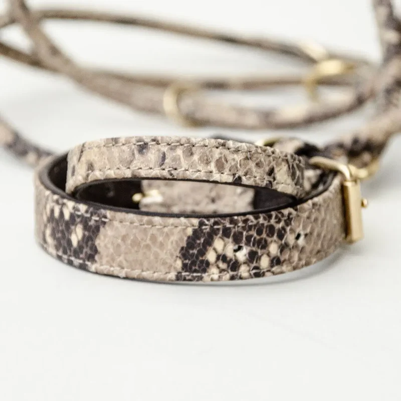 Lederhalsband mit Polsterung "Fake-Snake"