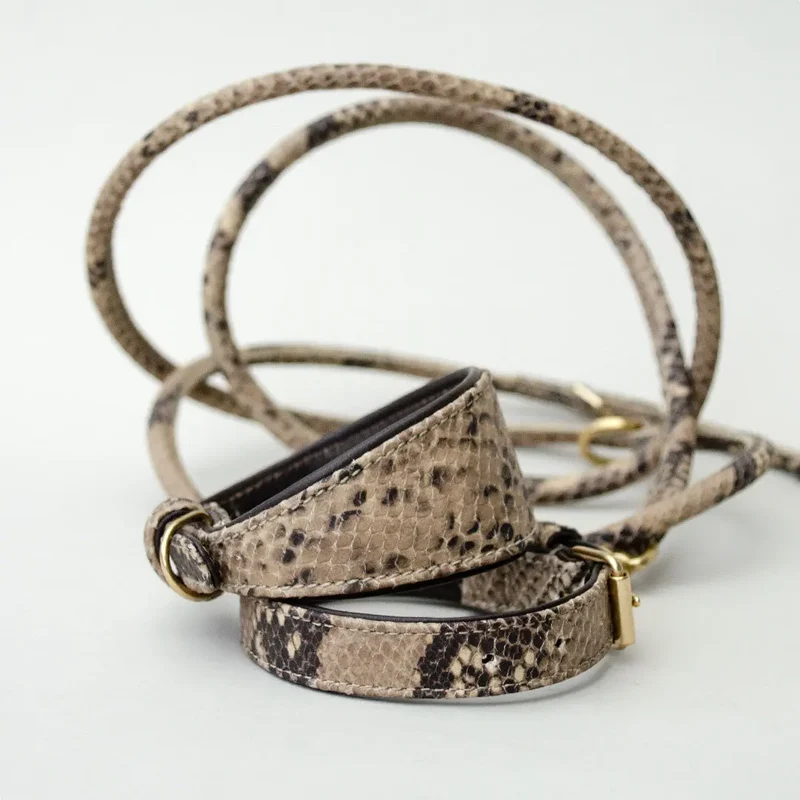 Lederhalsband mit Polsterung "Fake-Snake"