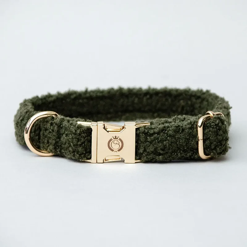 Kuscheliges Hundehalsband „Teddybaer“ -oliv