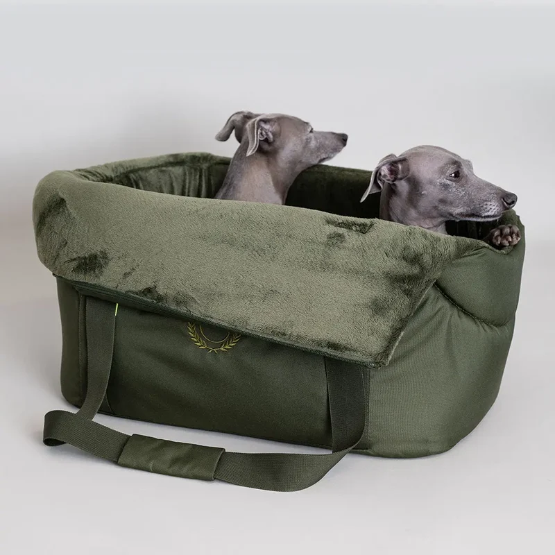 Die Hundetasche "lunch & dinner forest" oliv