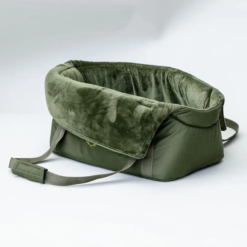 Die Hundetasche "lunch & dinner forest" oliv