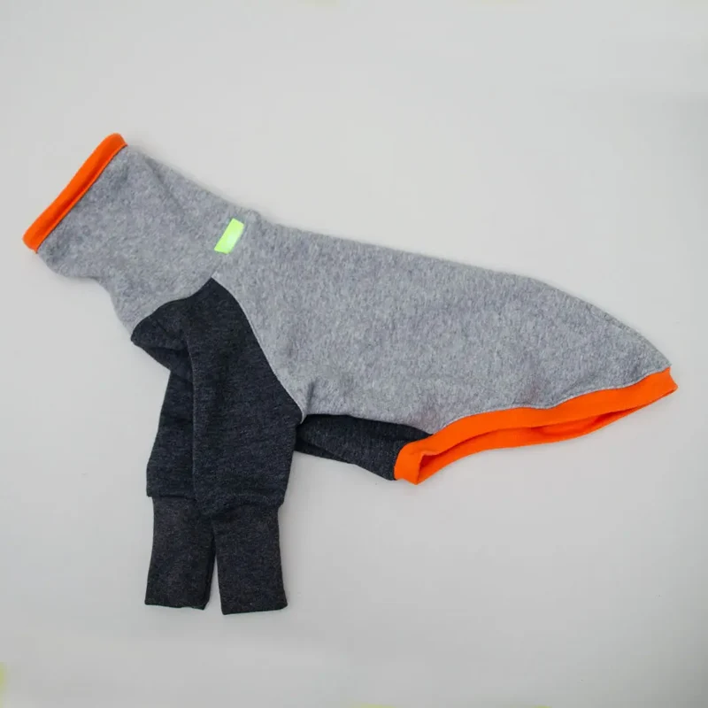 Kuscheliger Hunde-Sweater Bicolor "Baseball"
