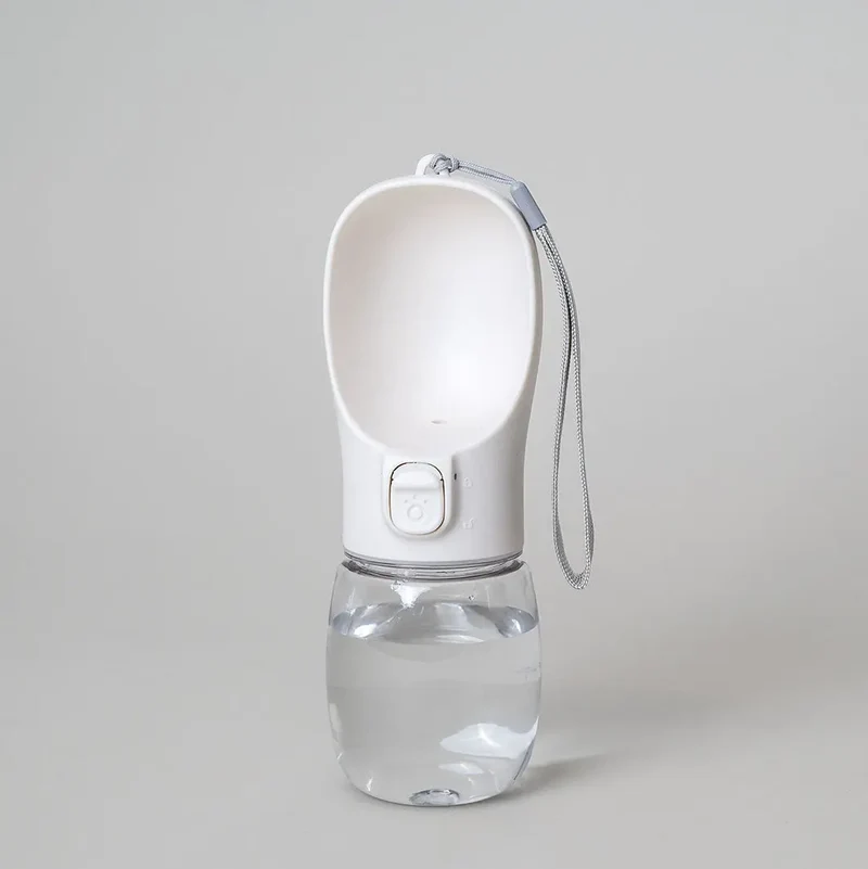 Tragbare Trinkwasserflasche für Hunde „Bevendo” - white