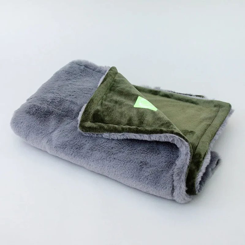 Luxus Hundedecke "Plaid - Deluxe" oliv-grey
