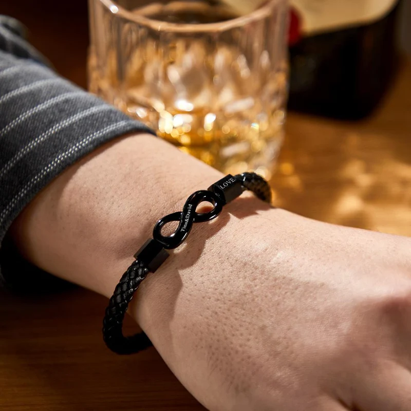 Lederarmband mit Text & Unendlichkeitssymbol - Geschenk für Boyfriend