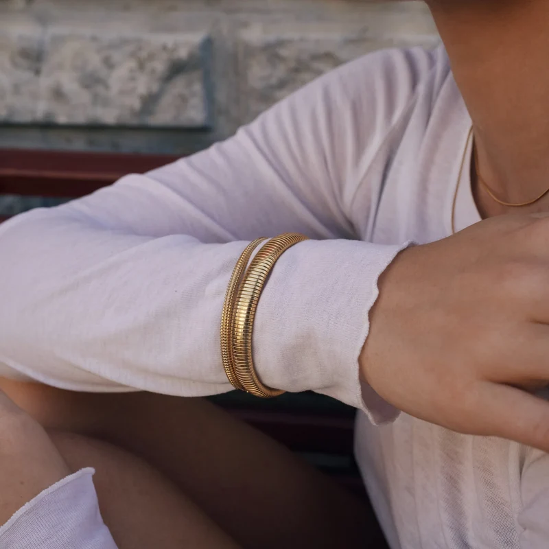 MIVA Gold Abgerundetes Kettenarmband