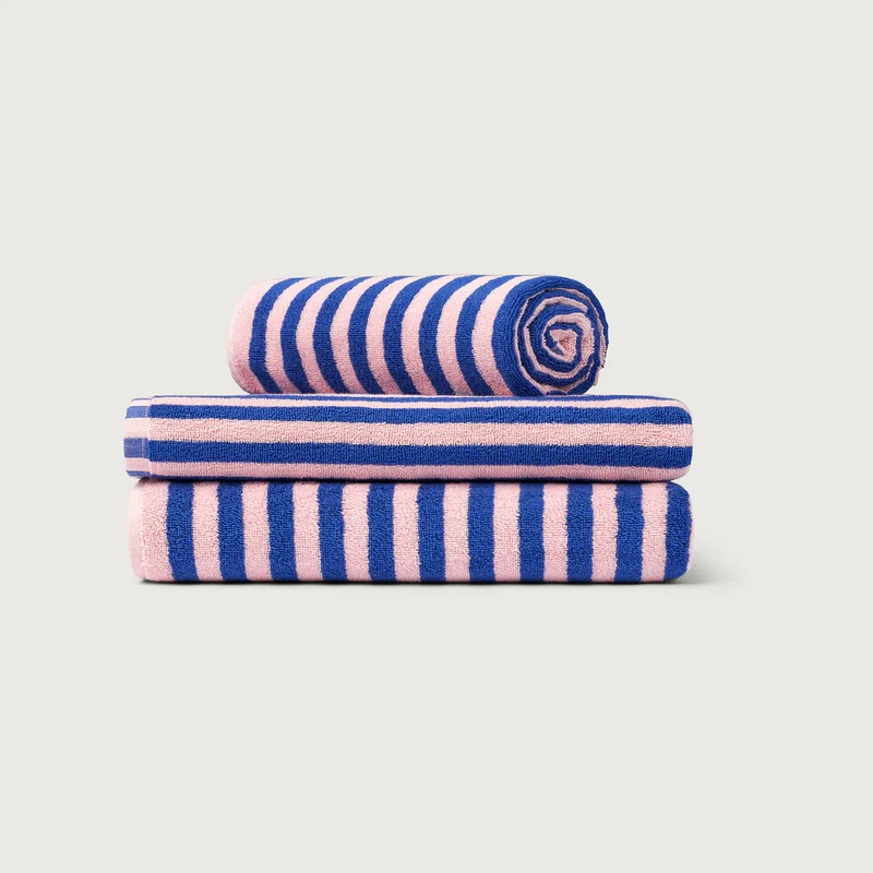 Badetuch „Naram“ in schillerndem Blau und Rosa